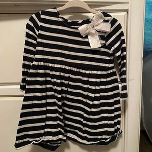 4/$15 18 months oshkosh dress